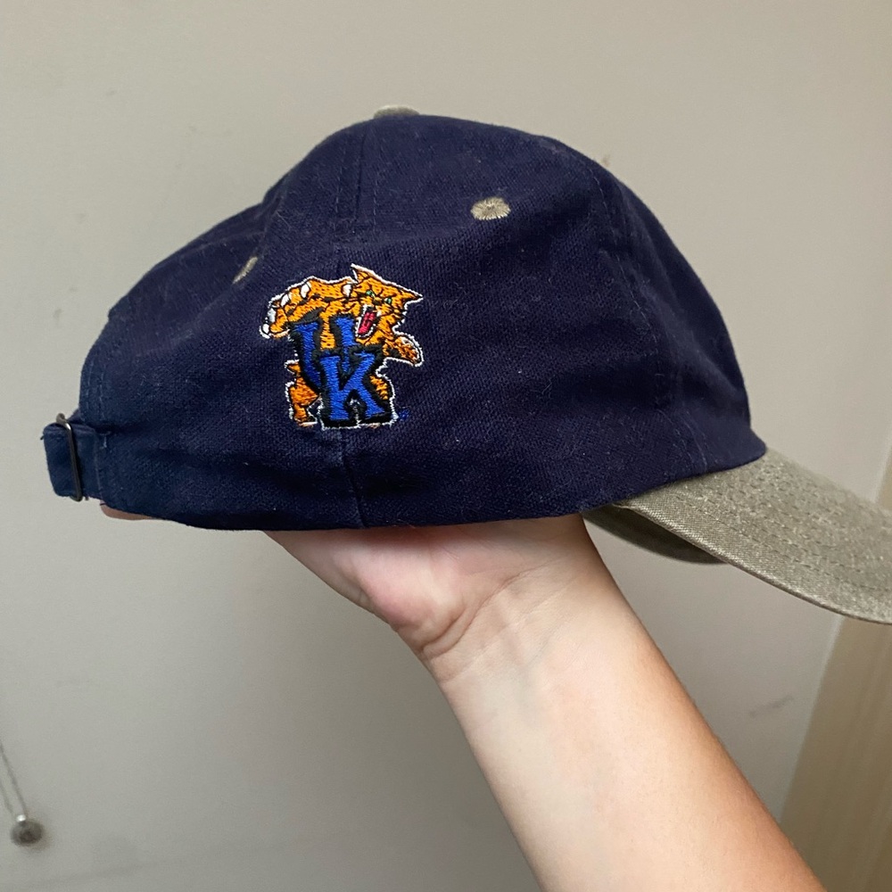 Hat - Picture 2 of 5